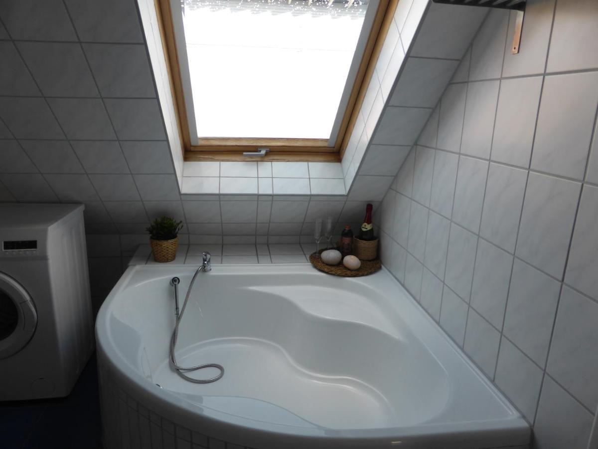 Apartment Skyline Of Jena, Luxurioes, Einzigartig, Free Wifi, Parkplatz, Klimatisiert, Zentral Luaran gambar